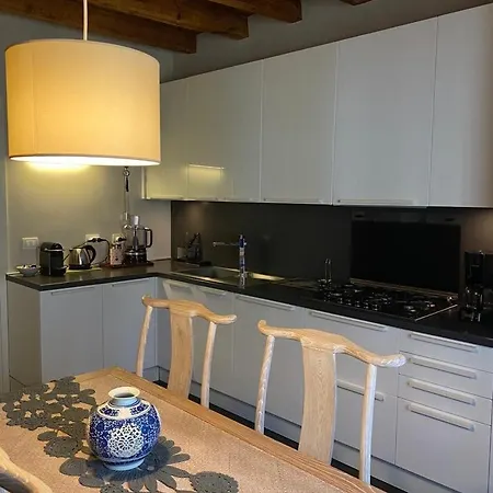 Marghera 37 Modern Milaan